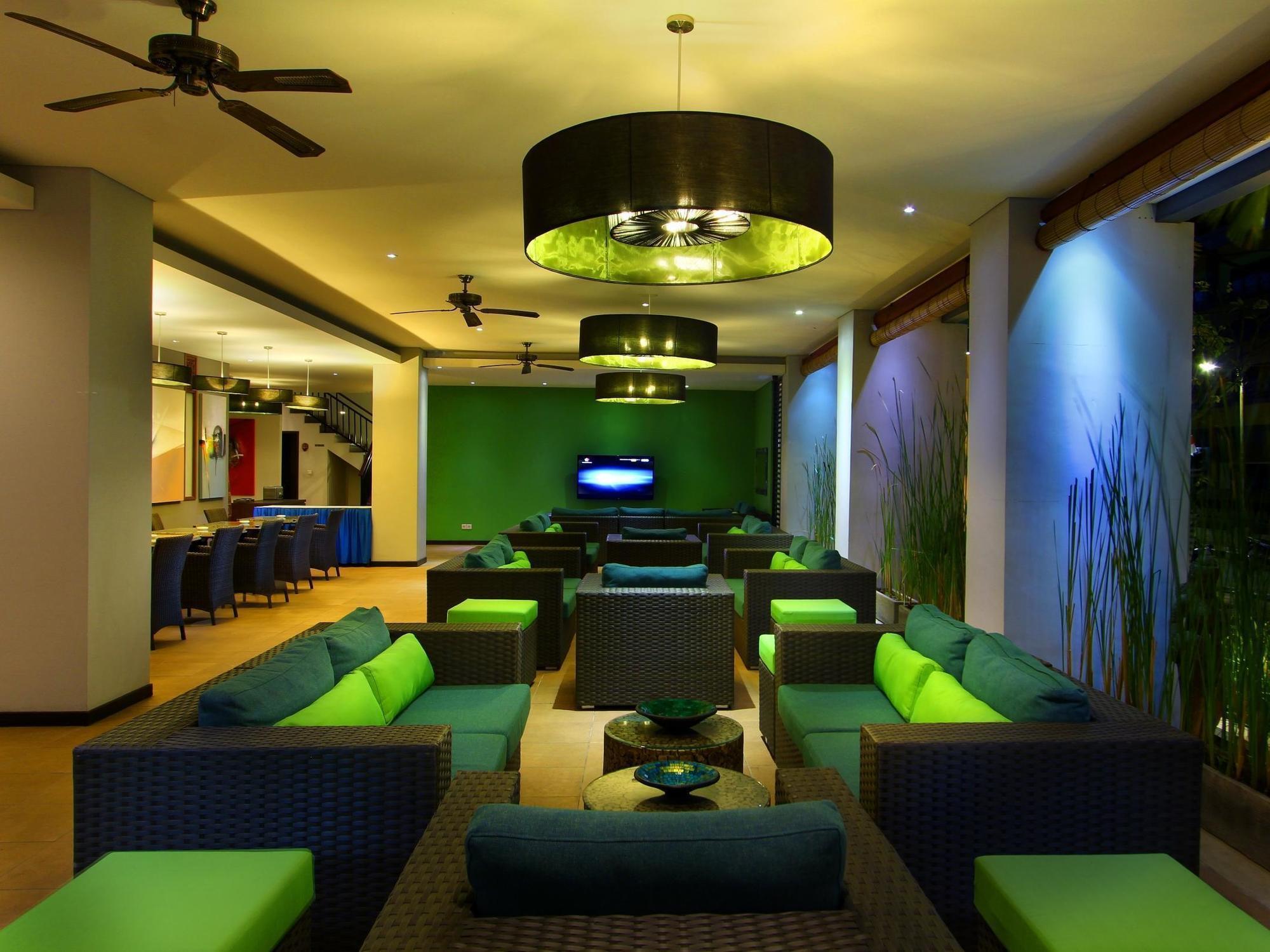 Praja Hotel Denpasar  Exterior photo