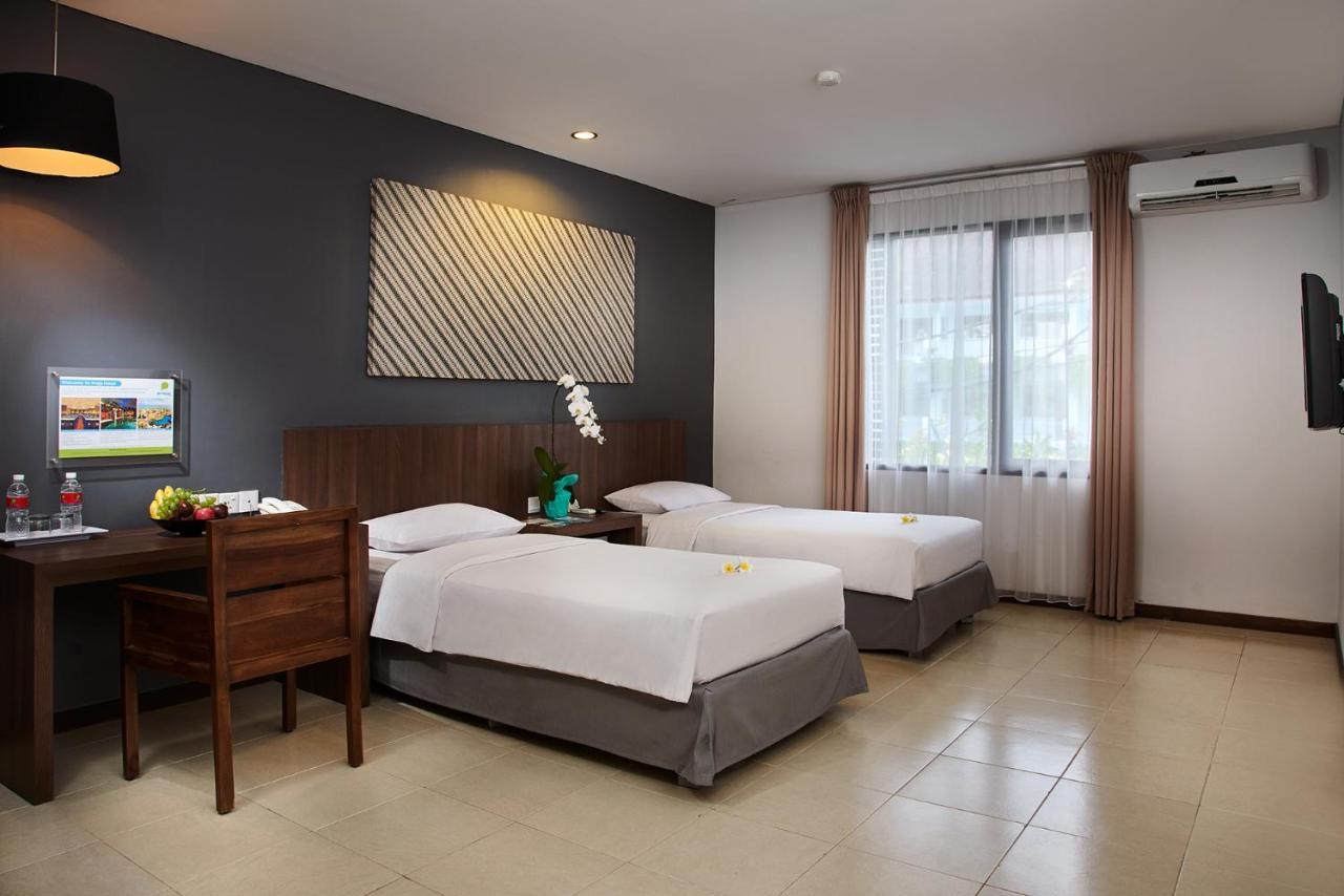 Praja Hotel Denpasar  Exterior photo